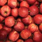 Redno uživanje jabolk preprečuje nastajanje kariesa.