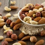 Skoraj vse alergije, povzročene zaradi uživanja oreščkov, lahko pripišemo uživanju arašidov.